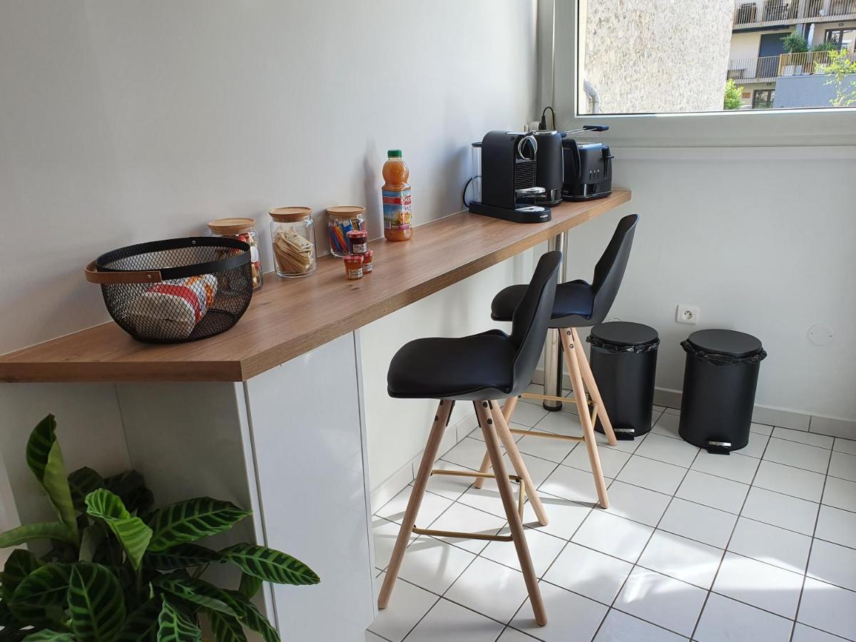Magnifique Appartement Avec Garage Prive Et Terrasse Ρενς Εξωτερικό φωτογραφία